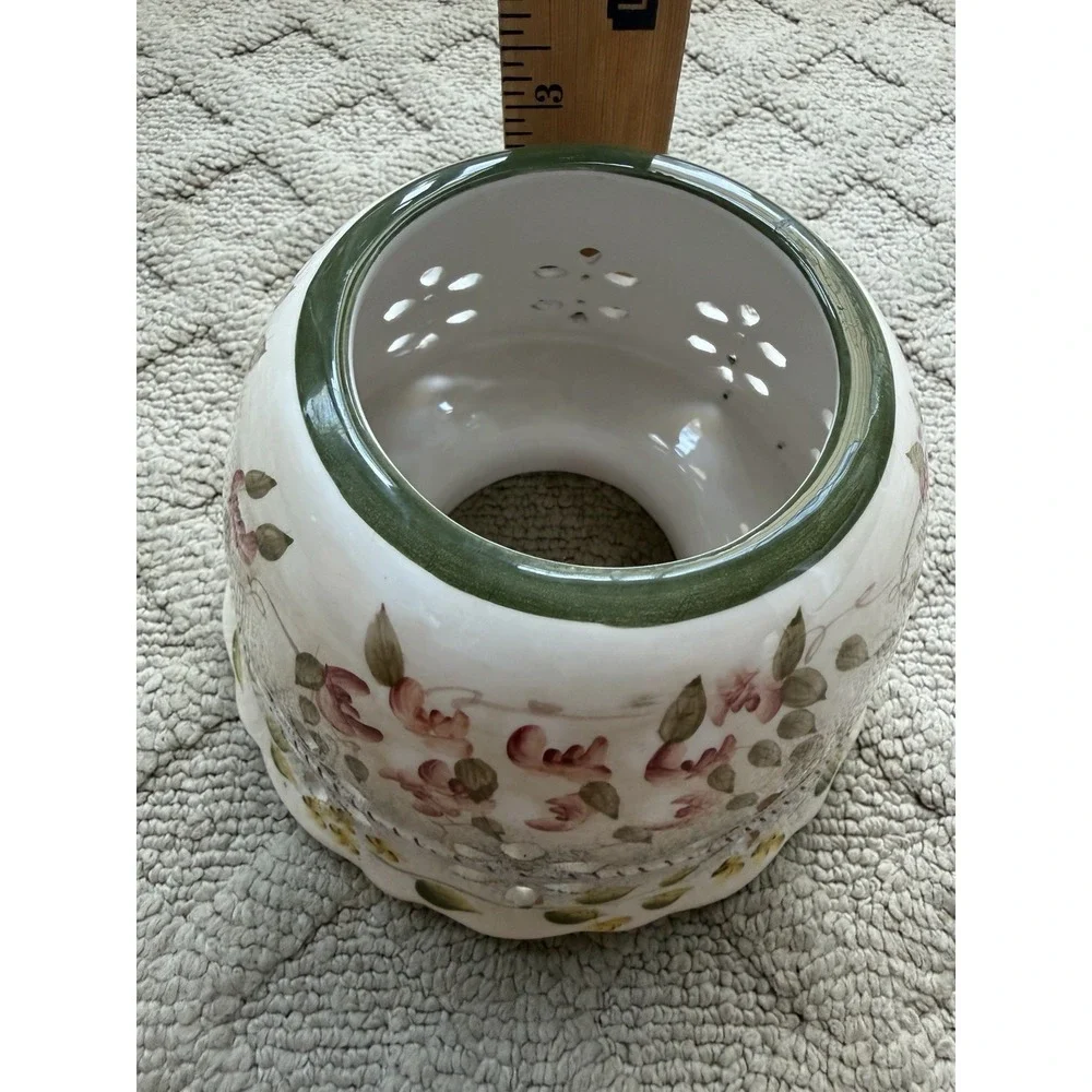 Vintage Home Interiors Ceramic Floral Candle Shade Topper Jar Cover